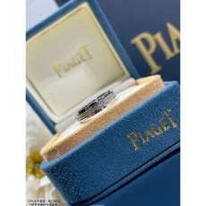 Piaget Rings